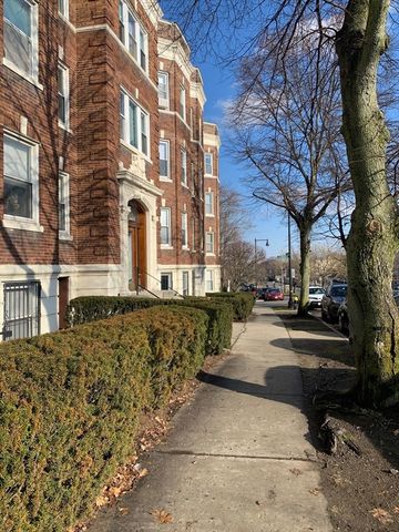 1633 Commonwealth Ave 1, Boston, MA 02135