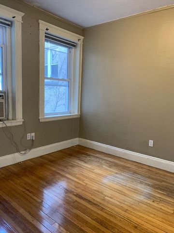 1633 Commonwealth Ave 1, Boston, MA 02135
