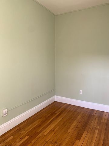 1633 Commonwealth Ave 1, Boston, MA 02135