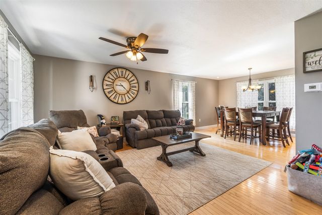 110 Littlefield Lane, Brooklyn, MI 49230