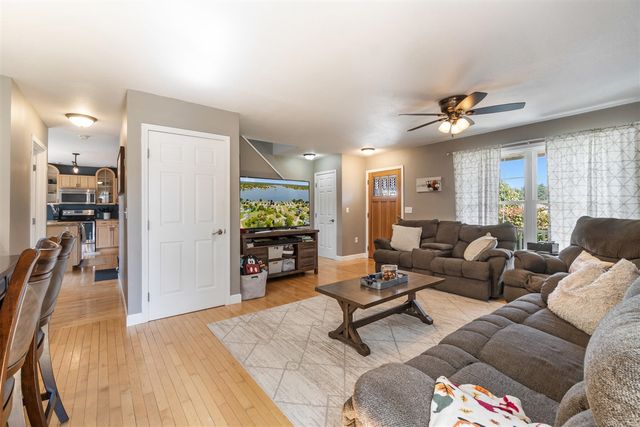 110 Littlefield Lane, Brooklyn, MI 49230