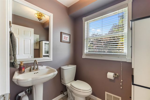 110 Littlefield Lane, Brooklyn, MI 49230