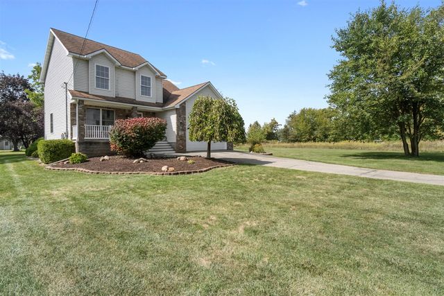 110 Littlefield Lane, Brooklyn, MI 49230