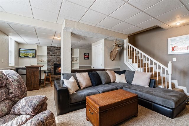 110 Littlefield Lane, Brooklyn, MI 49230