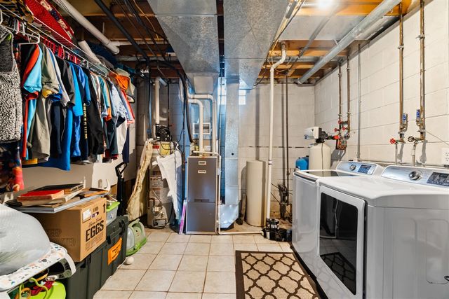 110 Littlefield Lane, Brooklyn, MI 49230