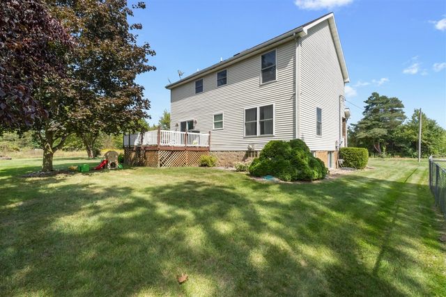 110 Littlefield Lane, Brooklyn, MI 49230