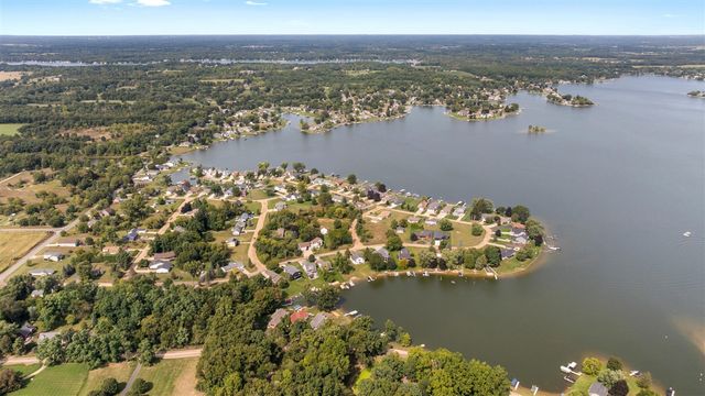 110 Littlefield Lane, Brooklyn, MI 49230