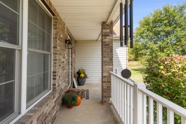 110 Littlefield Lane, Brooklyn, MI 49230