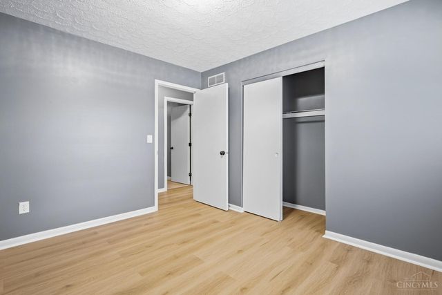 324 Conova Drive, Monroe, OH 45050