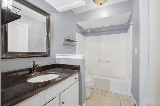324 Conova Drive, Monroe, OH 45050