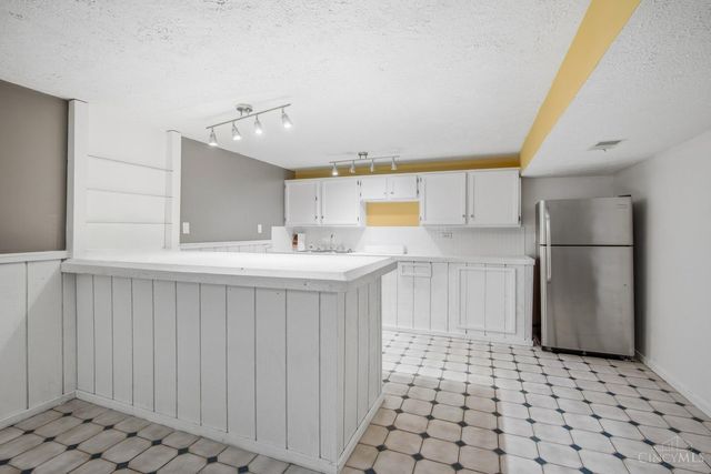 324 Conova Drive, Monroe, OH 45050