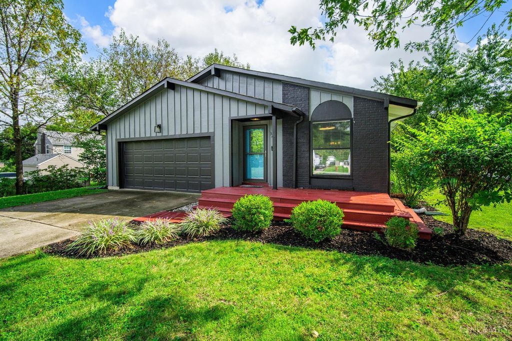 324 Conova Drive, Monroe, OH 45050