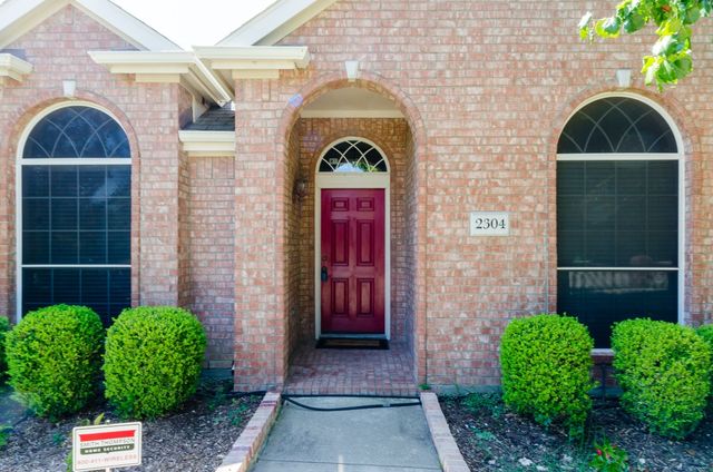 2304 Ravenhurst Drive, Plano, TX 75025