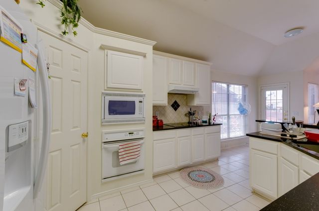 2304 Ravenhurst Drive, Plano, TX 75025