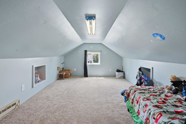 313 E E Queen Ave, Spokane, WA 99207
