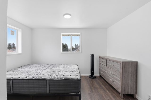 313 E E Queen Ave, Spokane, WA 99207