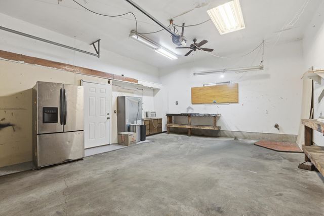 313 E E Queen Ave, Spokane, WA 99207