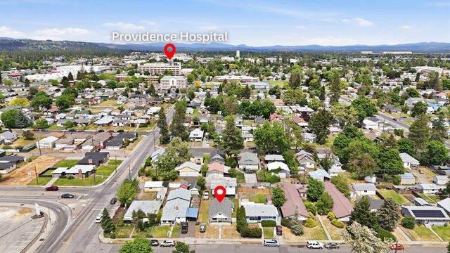 313 E E Queen Ave, Spokane, WA 99207