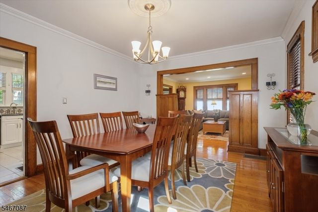 15 Fairview Ave, Glen Rock Boro, NJ 07452