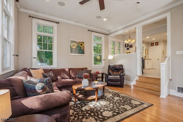 15 Fairview Ave, Glen Rock Boro, NJ 07452