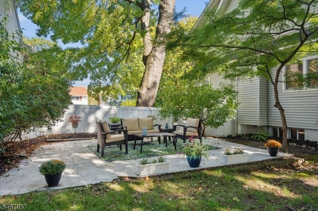 15 Fairview Ave, Glen Rock Boro, NJ 07452