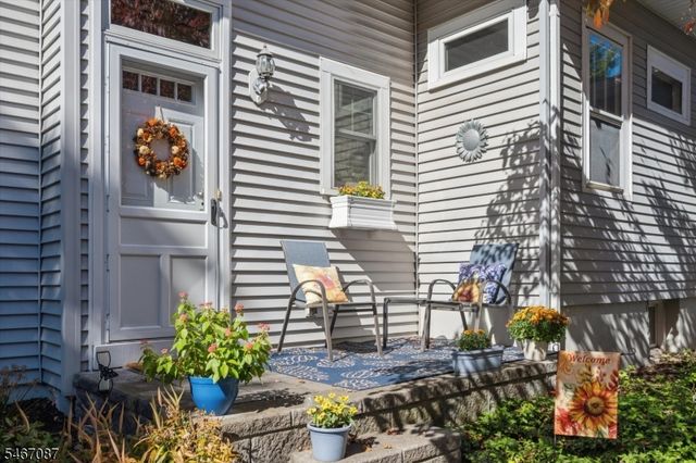 15 Fairview Ave, Glen Rock Boro, NJ 07452