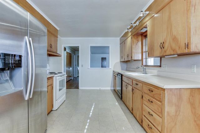 5309 N Shartel Avenue, Oklahoma City, OK 73118