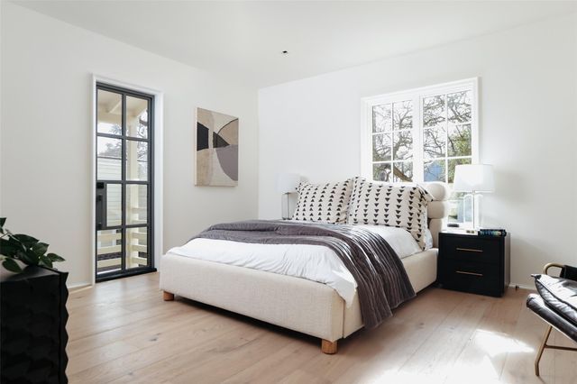 1012 Gaston Ave, Austin, TX 78703