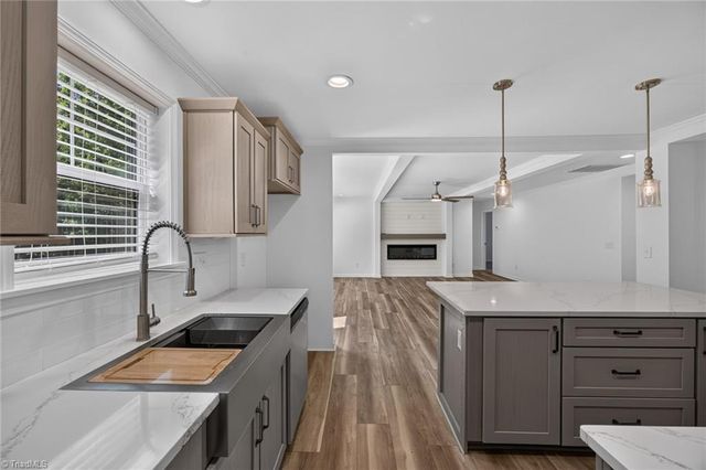 1094 Kerner Road, Kernersville, NC 27284