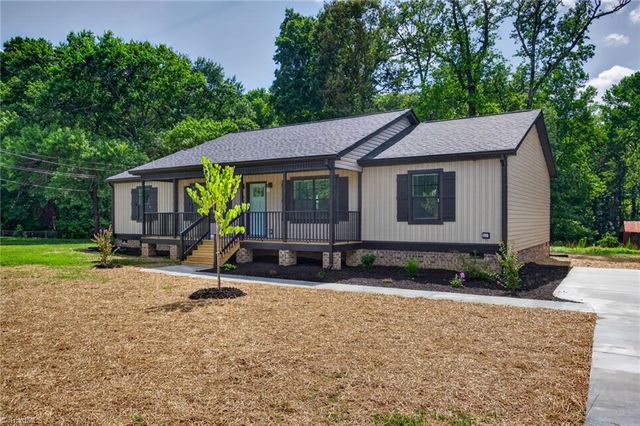 1094 Kerner Road, Kernersville, NC 27284