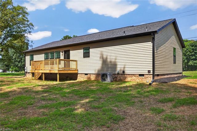 1094 Kerner Road, Kernersville, NC 27284