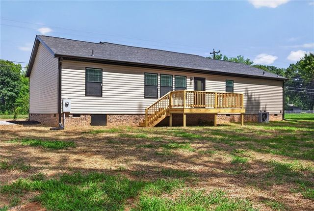 1094 Kerner Road, Kernersville, NC 27284