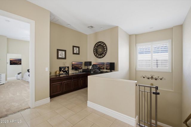 2106 E CRESCENT Place, Chandler, AZ 85249