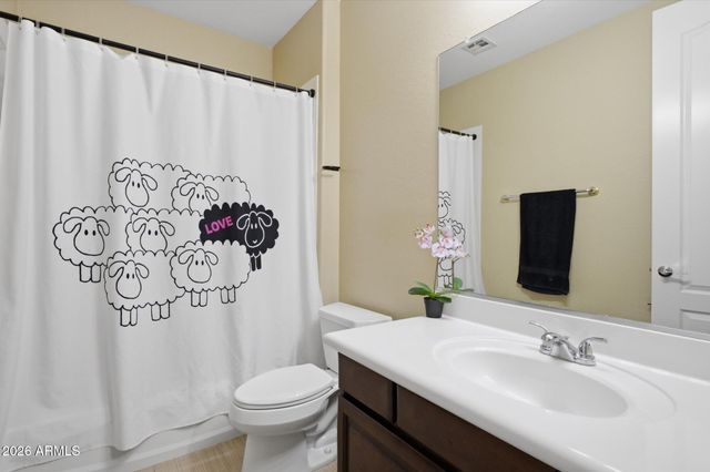 2106 E CRESCENT Place, Chandler, AZ 85249