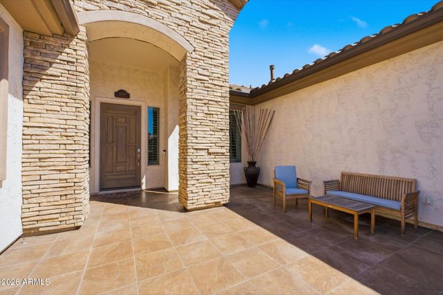 2106 E CRESCENT Place, Chandler, AZ 85249