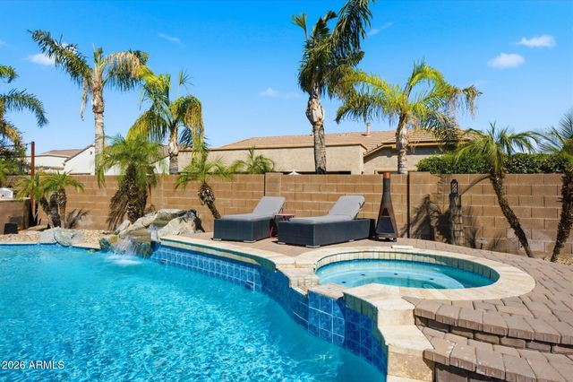 2106 E CRESCENT Place, Chandler, AZ 85249