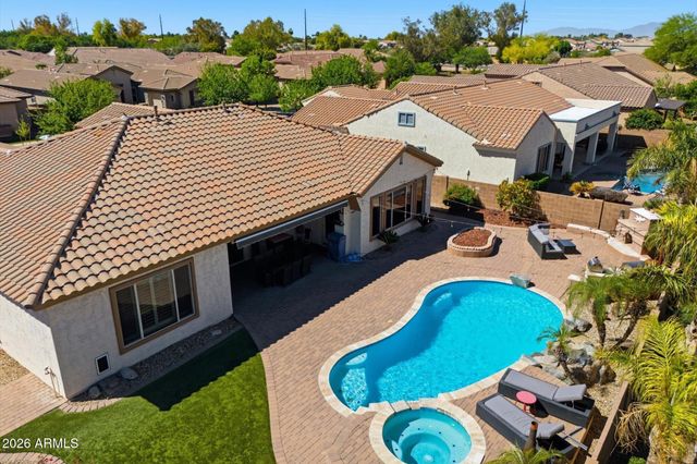 2106 E CRESCENT Place, Chandler, AZ 85249