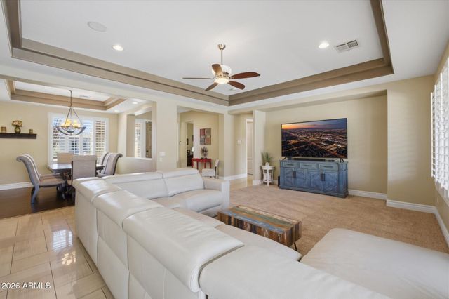 2106 E CRESCENT Place, Chandler, AZ 85249