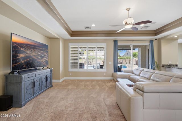 2106 E CRESCENT Place, Chandler, AZ 85249