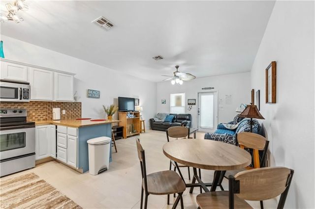 15209 S Padre Island Dr 702, Corpus Christi, TX 78418