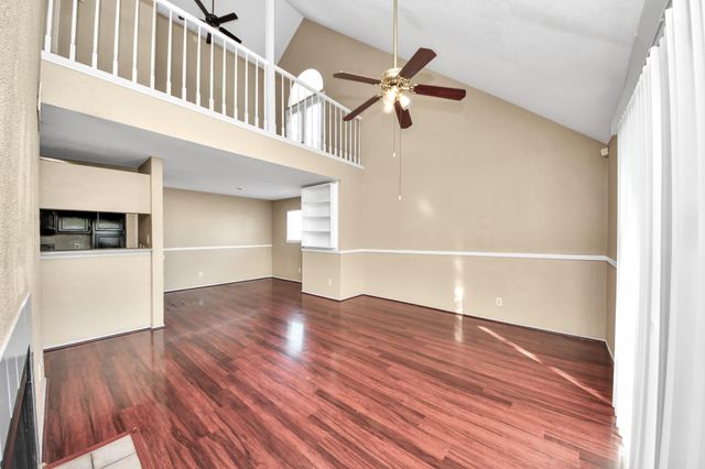 14550 Fonmeadow Drive 1504, Houston, TX 77035