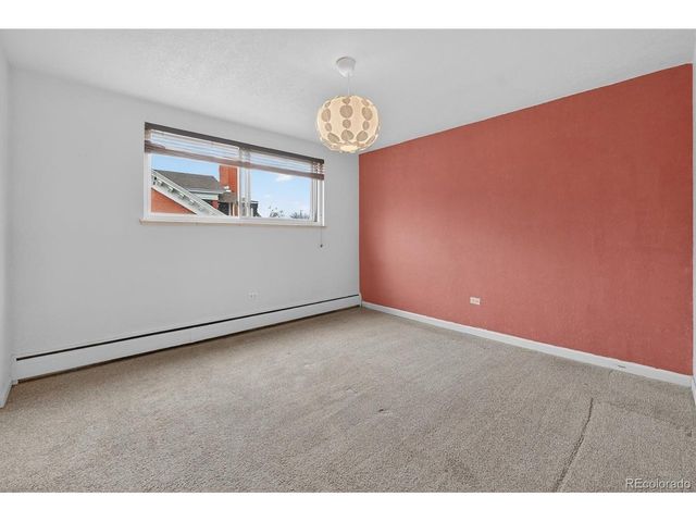 1336 N Logan St 401, Denver, CO 80203