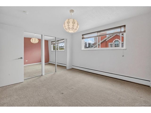 1336 N Logan St 401, Denver, CO 80203