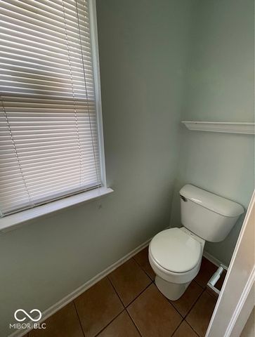 6909 Earlswood Drive, Indianapolis, IN 46217