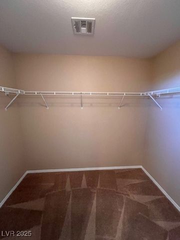 8269 Wildwood Glen Drive, Las Vegas, NV 89131