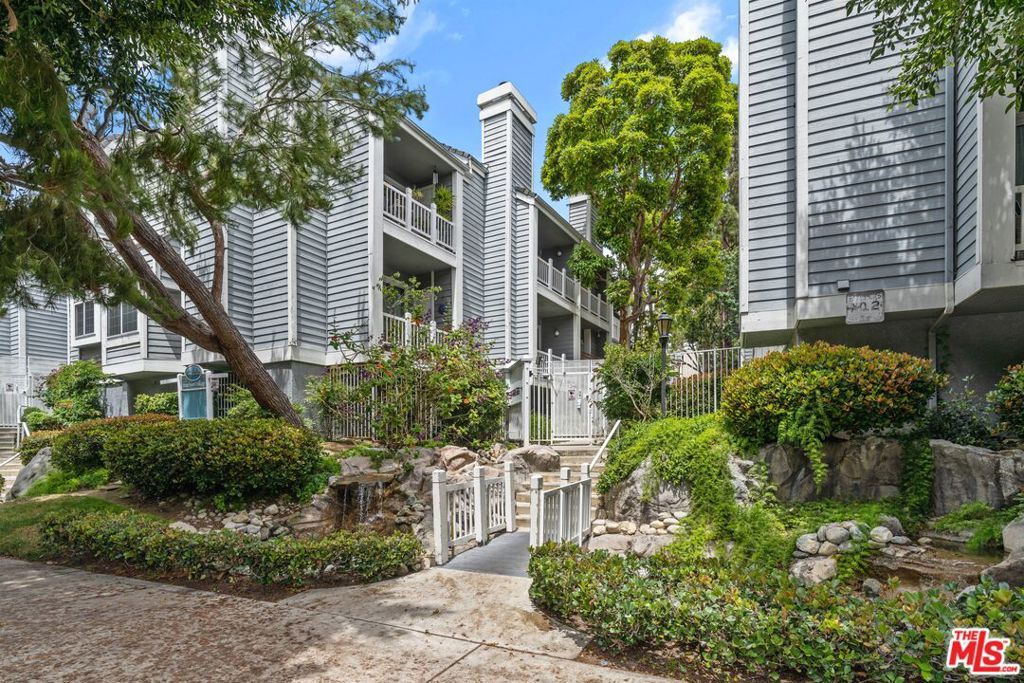 8500 Falmouth Avenue 3215, Playa Del Rey, CA 90293 — exterior