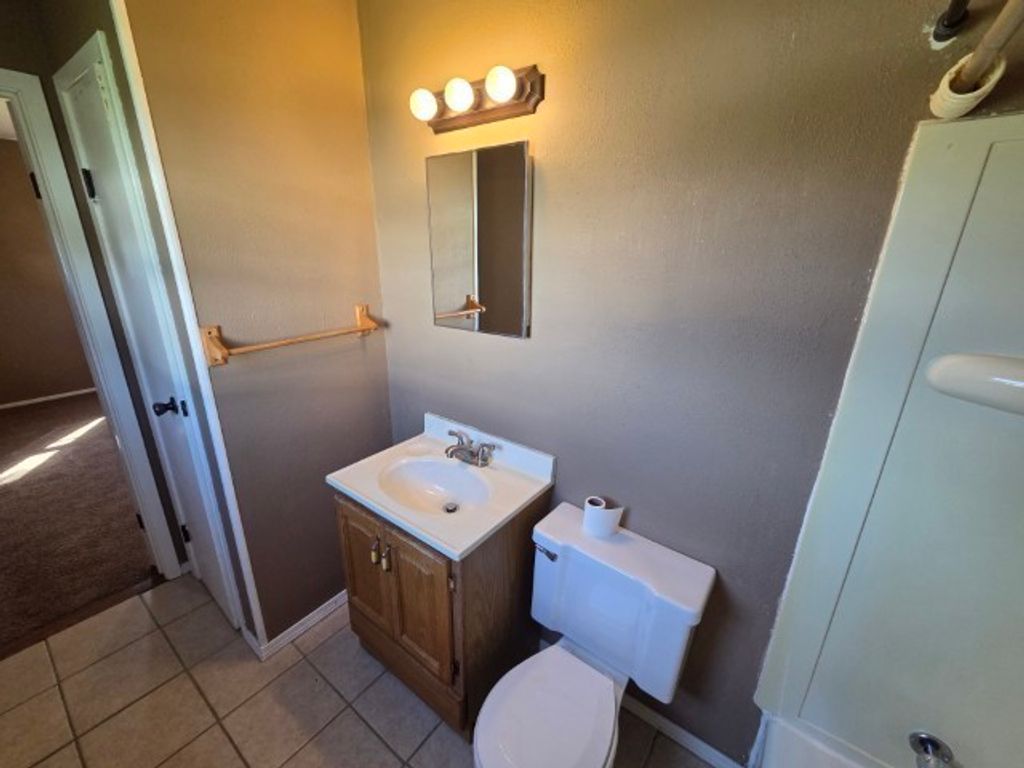 Image 29 of property listing at 17288 N Il Highway 37, Mt Vernon, IL 62864
