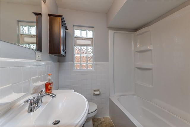 340 E Melford Avenue, Dayton, OH 45405