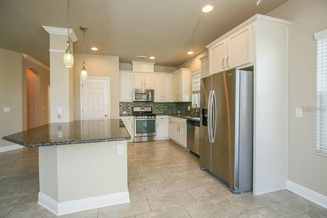 14304 PARKSIDE RIDGE WAY, Lithia, FL 33547