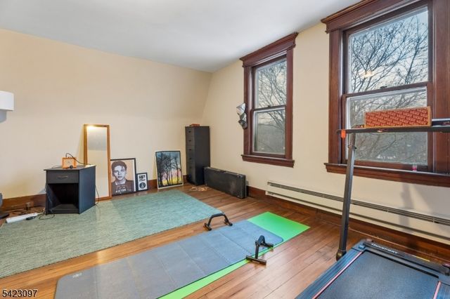 499 Valley St, Maplewood Twp., NJ 07040